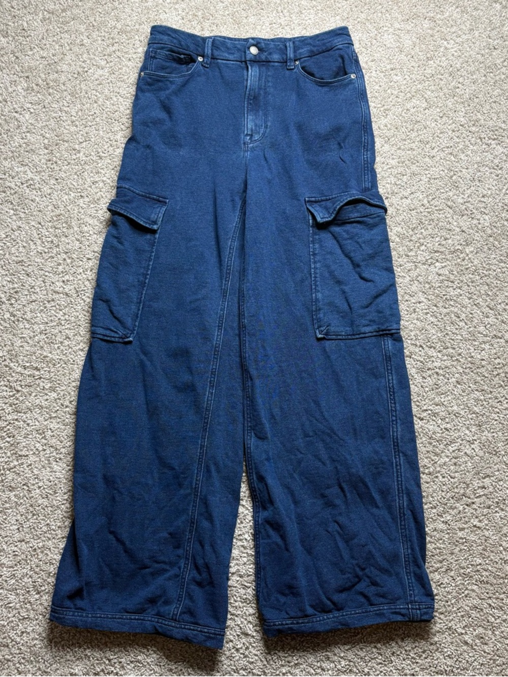 Good American Wide Cargo Jeans - Picture 2 of 5